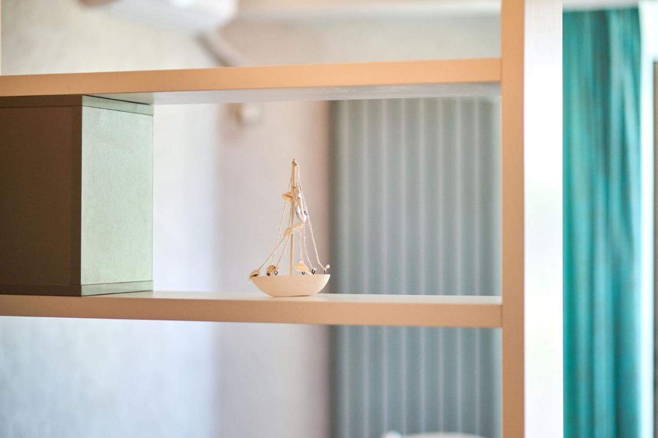 Moonstar Apartment - Spa N Pools Beach Resort Mamaia Ngoại thất bức ảnh